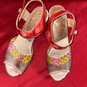 Floral Perforated Sandals with Vibrant Accents